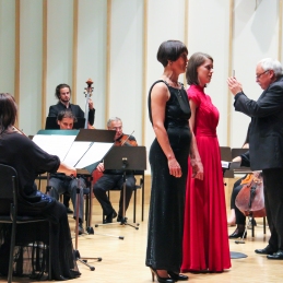 V duetu sta skupaj nastopili tudi Jasmina Antonič Babnik in Ivana Muri.